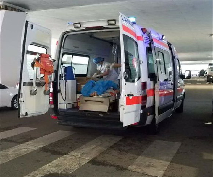 北京租赁私人救护车联系电话